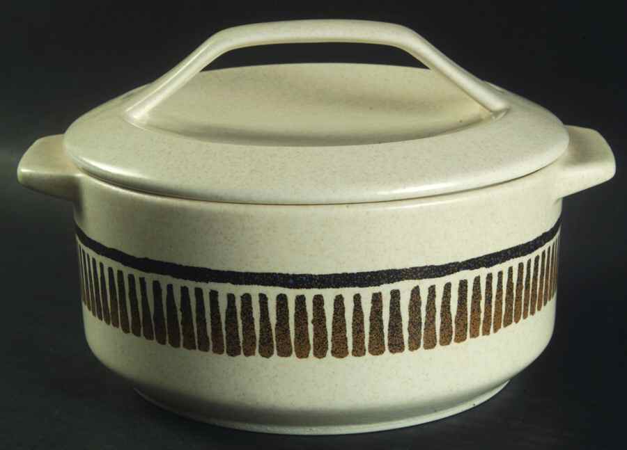 Percussion (Trim Off Edge) Lid for 1.25 Qt Round Casserole by Lenox-1