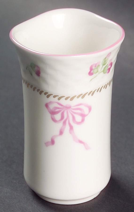 Petite Suite 2" Vase by Lenox-1