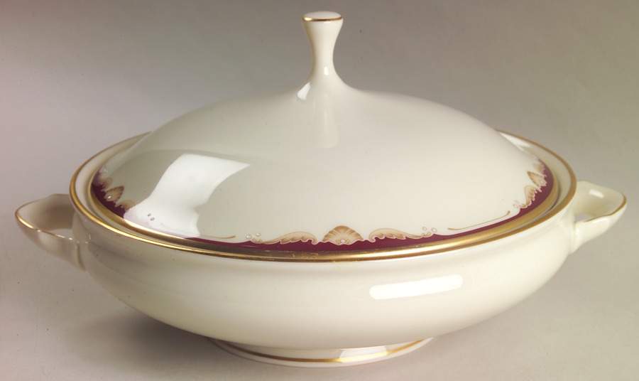 Pierce Round Covered Vegetable by Lenox-1