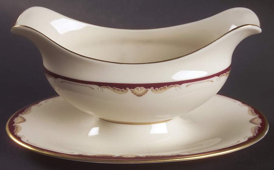Pierce Gravy Boat with Attached Underplate by Lenox-1