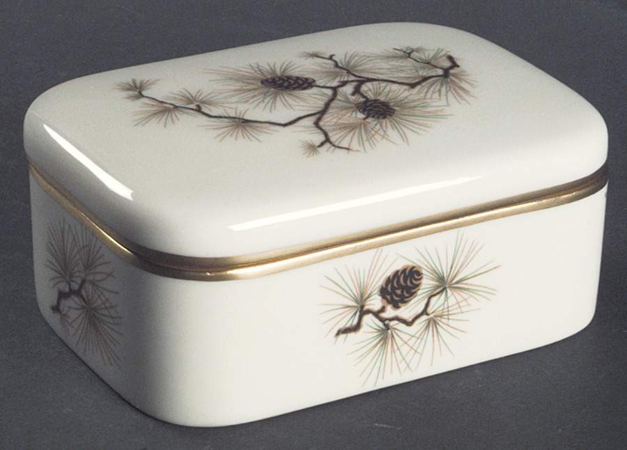 Pine Cigarette Box & Lid by Lenox-1