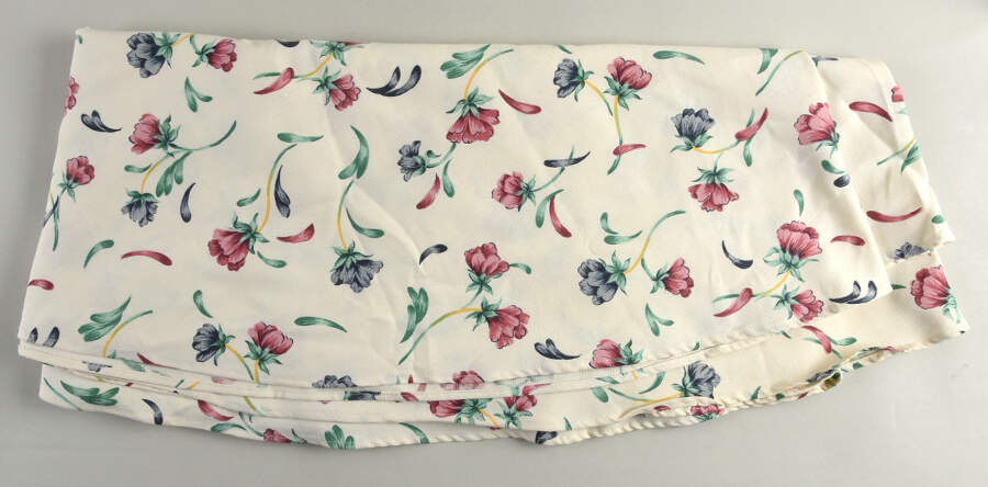 Poppies On Blue 90" Round Tablecloth by Lenox-1
