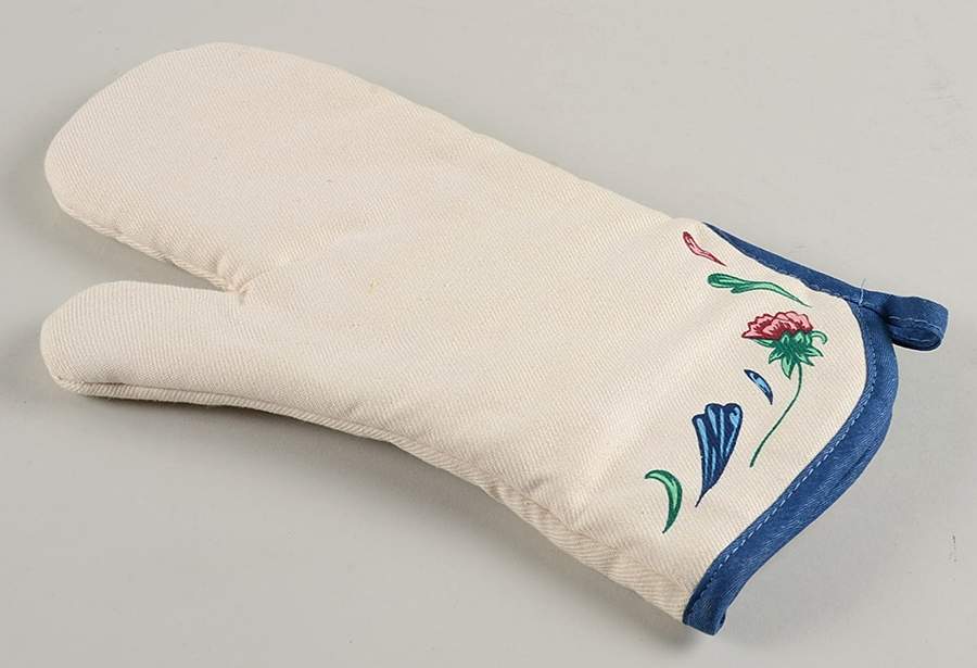 Poppies On Blue Cloth Oven Mitt by Lenox-1