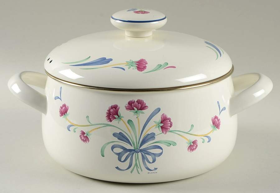 Poppies On Blue 3 Quart Metal Covered Casserole by Lenox-1