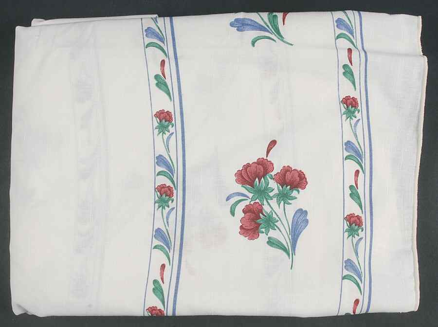 Poppies On Blue 62" X 86" Oval Tablecloth by Lenox-1