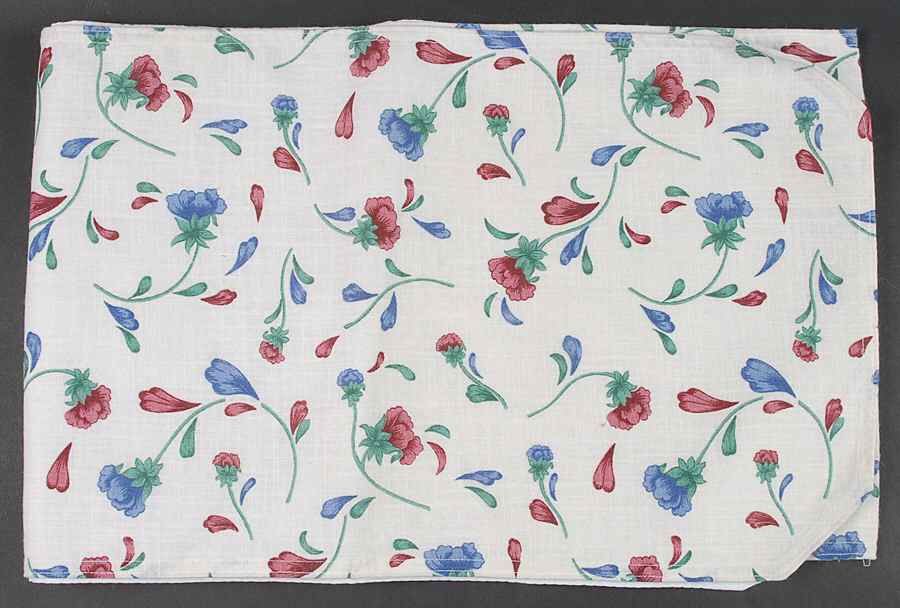 Poppies On Blue Cloth 12" x 90" Table Runner by Lenox-1