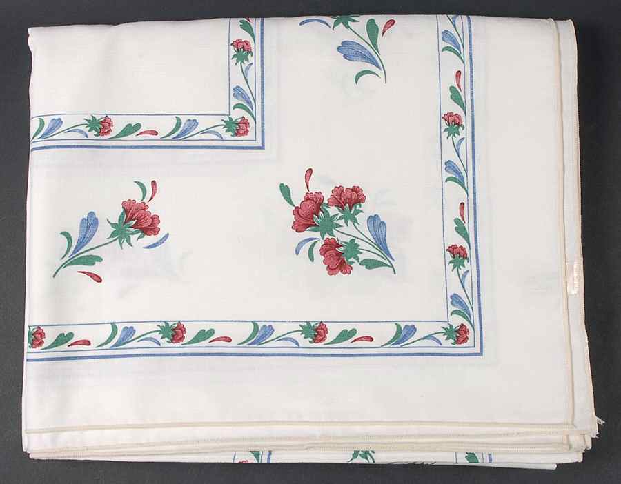 Poppies On Blue 63" x 101" Rectangular Tablecloth by Lenox-1