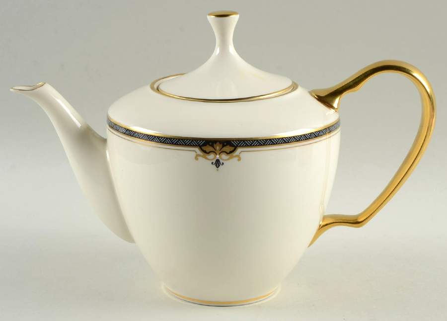 Potomac Teapot & Lid by Lenox-1