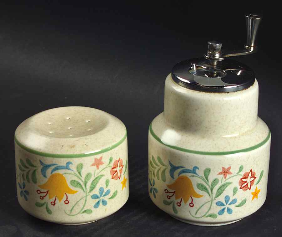 Quakertown Salt Shaker & Pepper Mill Set by Lenox-1