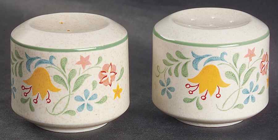Quakertown Salt & Pepper Set by Lenox-1