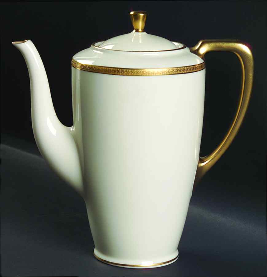 R4 Coffee Pot & Lid by Lenox-1