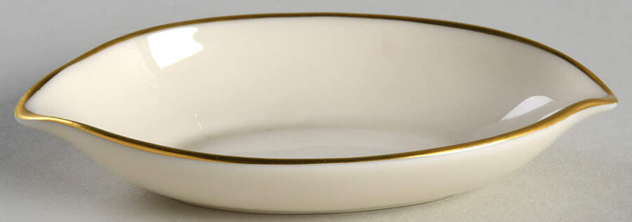 R86 4" Oval Ashtray by Lenox-1