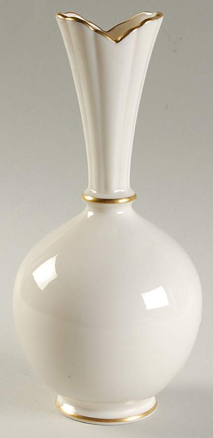 R86 High Vase (Bulbous) by Lenox-1