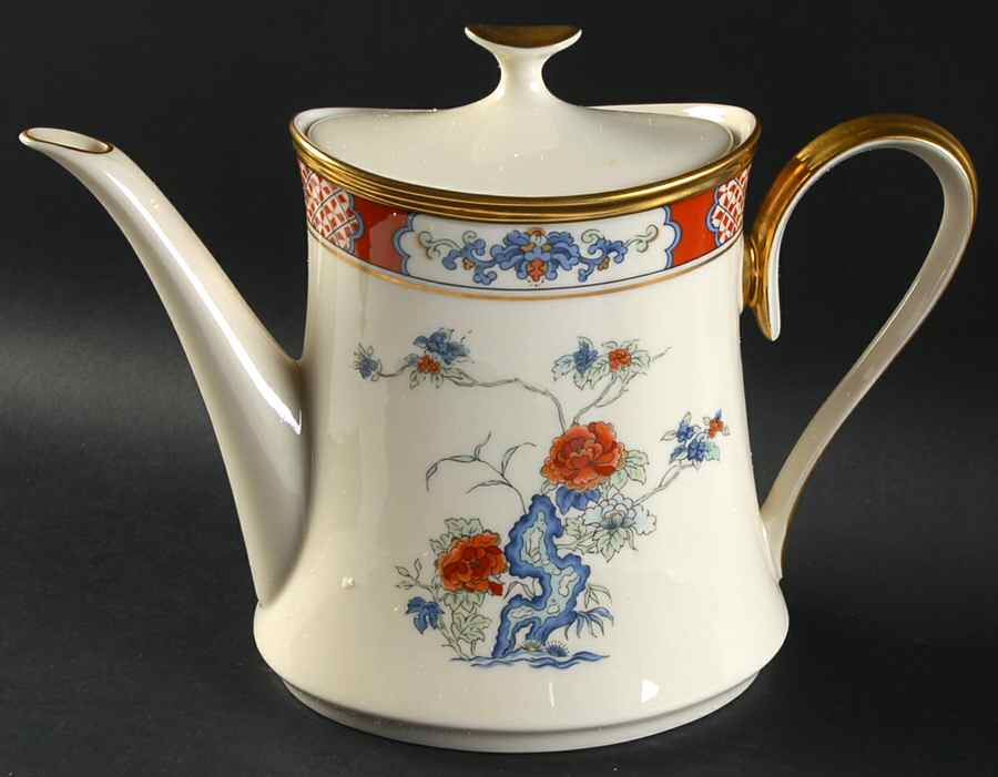 Red Lacquer Tea/Coffee Pot & Lid by Lenox-1