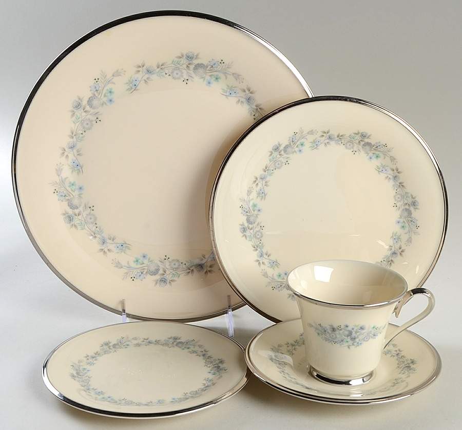 Repertoire 5 Piece Place Setting by Lenox-1