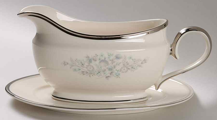 Repertoire Gravy Boat & Underplate by Lenox-1