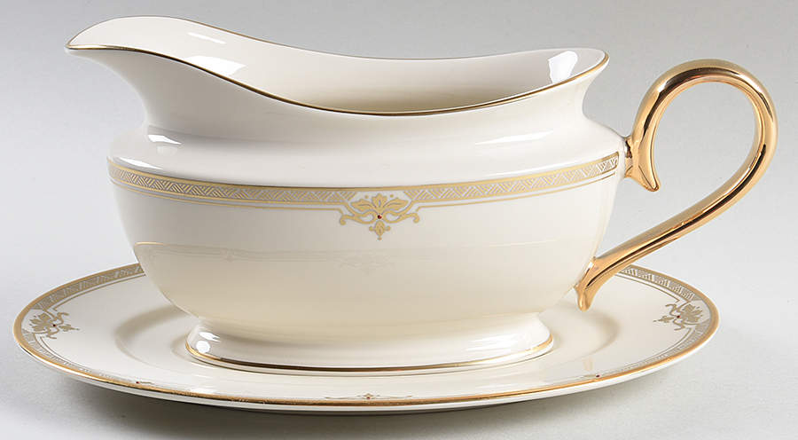 Republic 1999 Shape Gravy Boat & Underplate by Lenox-1