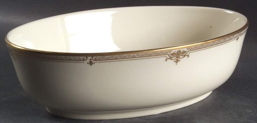 Republic 99 Shape 9" Oval Vegetable Bowl by Lenox-1