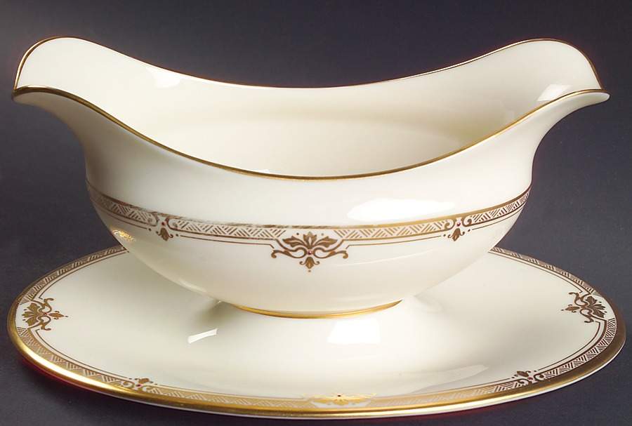 Republic Gravy Boat with Attached Underplate by Lenox-1