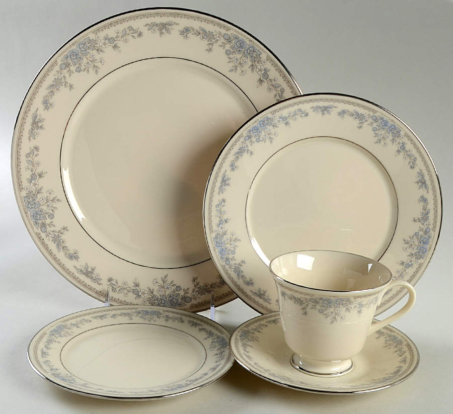 Reverie (Platinum Trim) 5 Piece Place Setting by Lenox-1