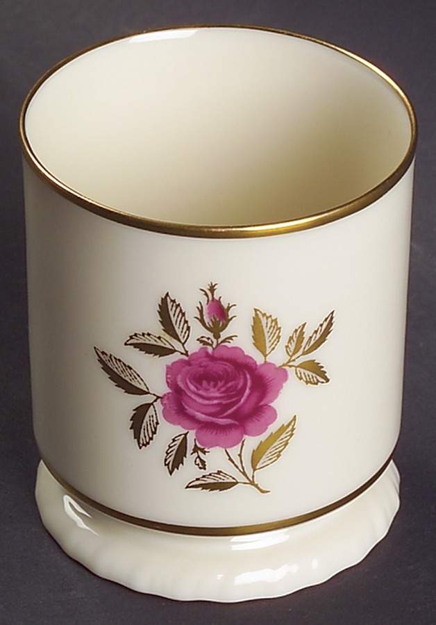 Rhodora Cigarette Holder by Lenox-1