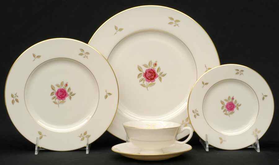 Rhodora 5 Piece Place Setting by Lenox-1