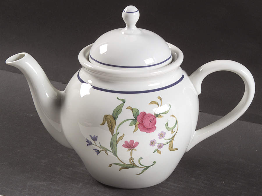 Rose Garden Teapot & Lid by Lenox-1