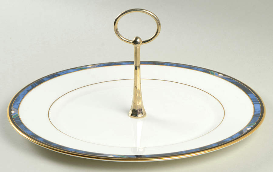 Royal Kelly Round Serving Plate with Handle (DP) by Lenox-1