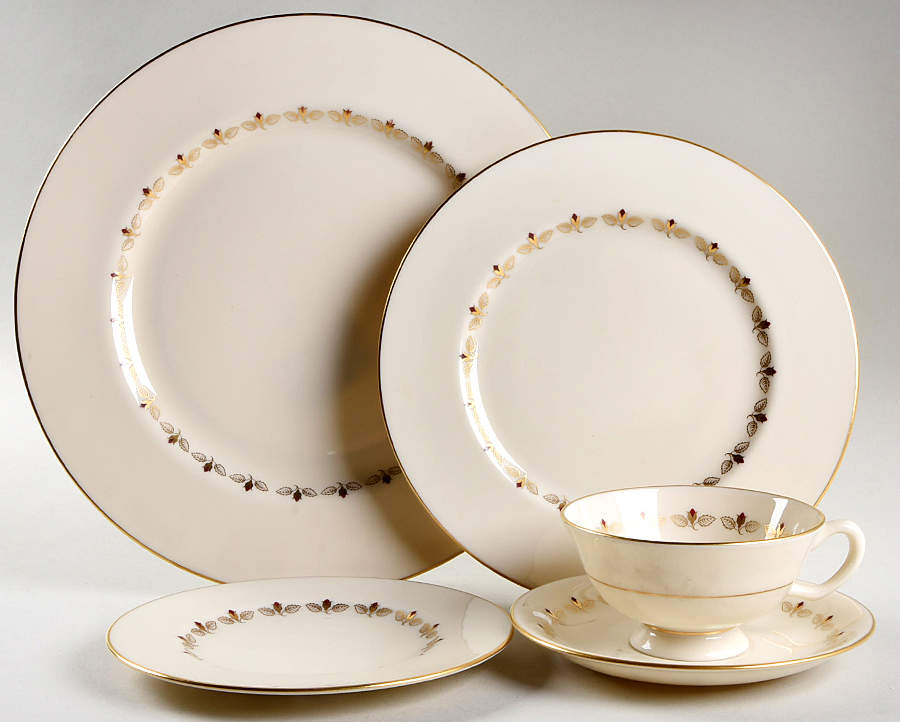 Romance 40 Piece Estate Set by Lenox-1