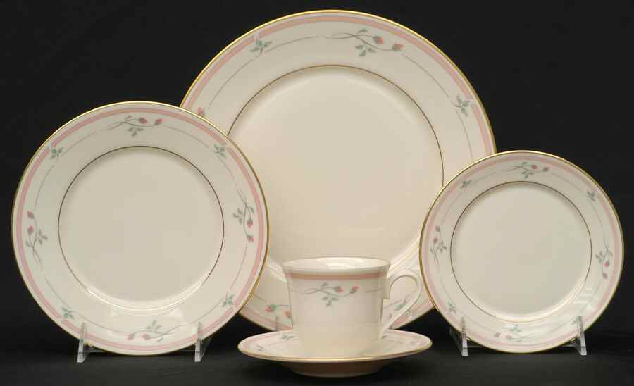 Rose Manor Pink 5 Piece Place Setting by Lenox-1