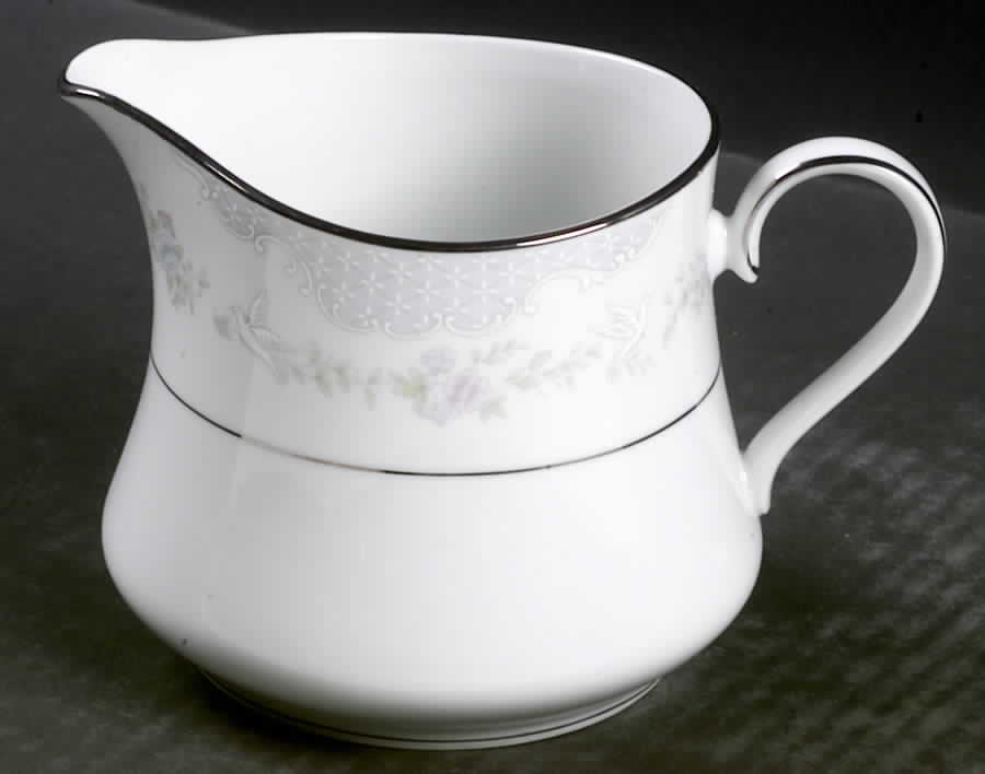 Rosamond Gravy Boat by Lenox-1