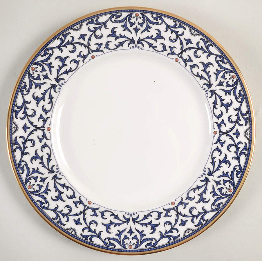 Royal Scroll Accent Luncheon Plate by Lenox-1