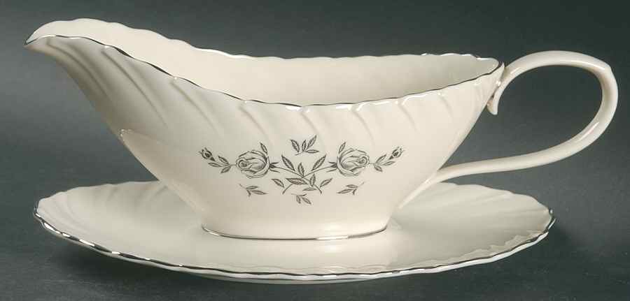 Rosemont Gravy Boat with Attached Underplate by Lenox-1
