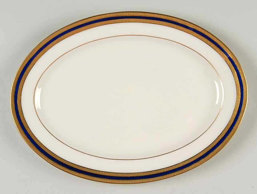 S4b 11" Oval Serving Platter by Lenox-1