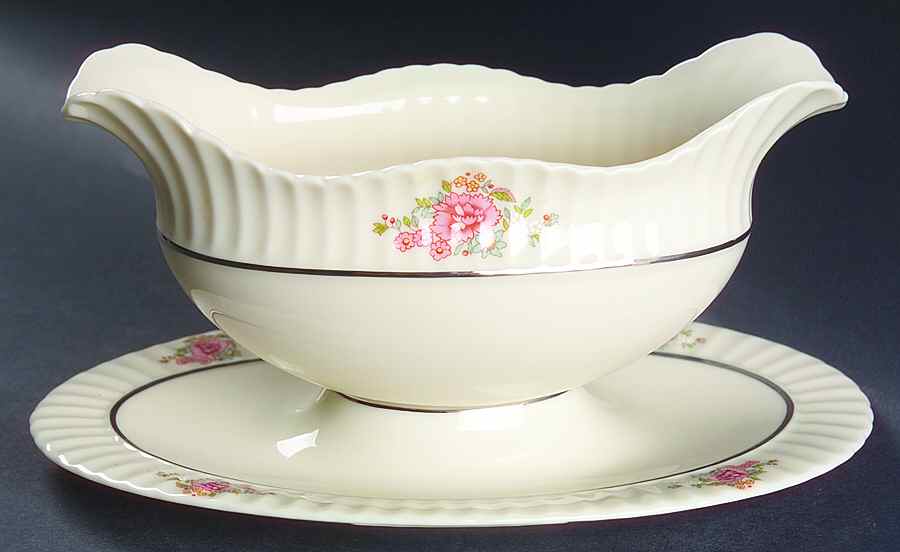 Sachet Gravy Boat with Attached Underplate by Lenox-1