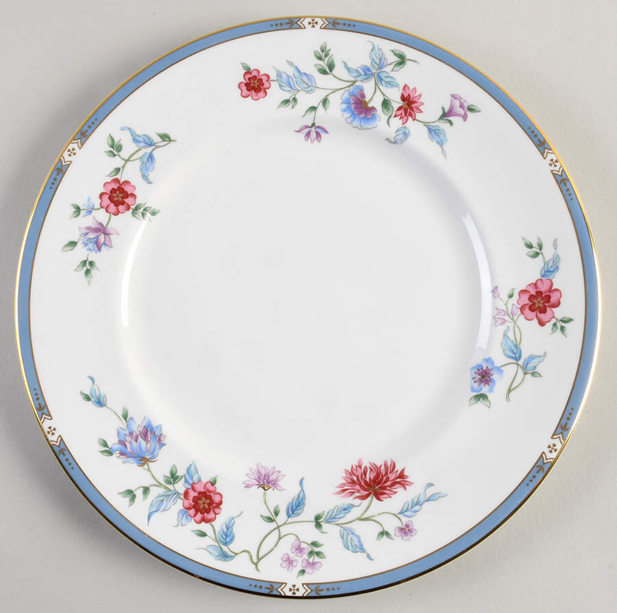 Saxon Flowers Dinner Plate by Lenox-1