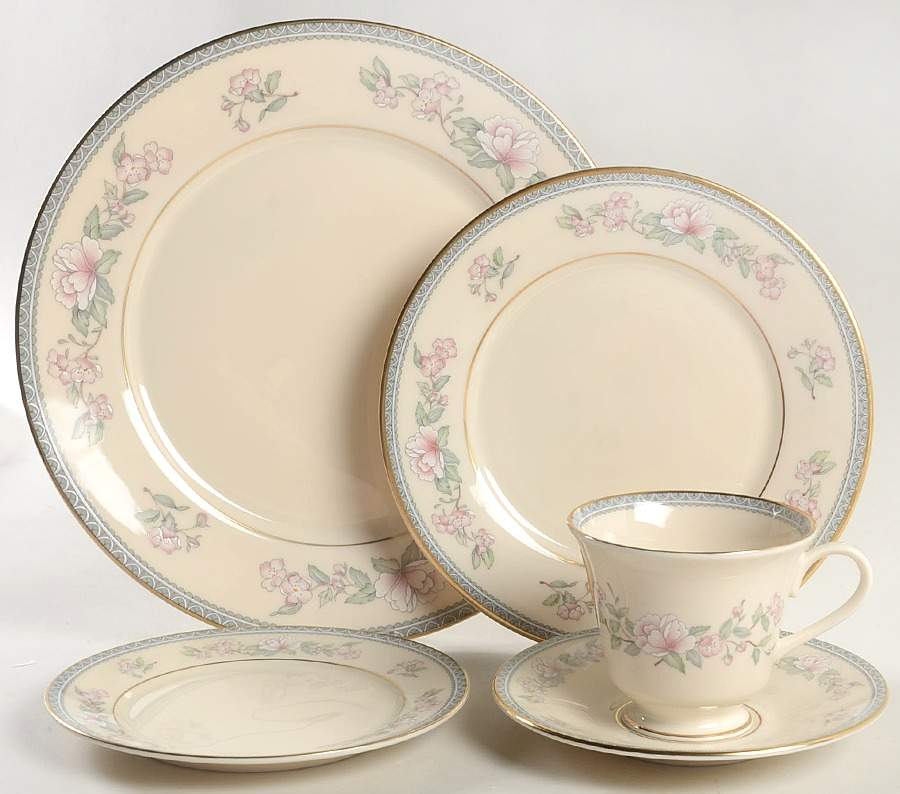 Serenade 5 Piece Place Setting by Lenox-1