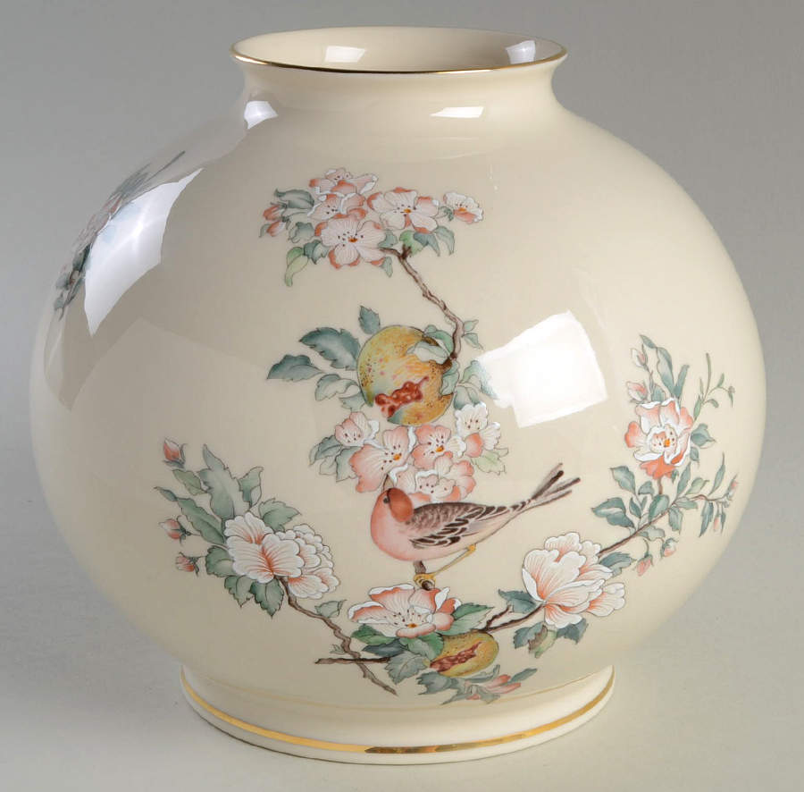 Serenade 7" Vase by Lenox-1