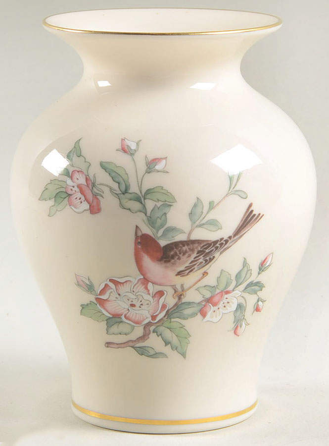 Serenade Medium Vase by Lenox-1