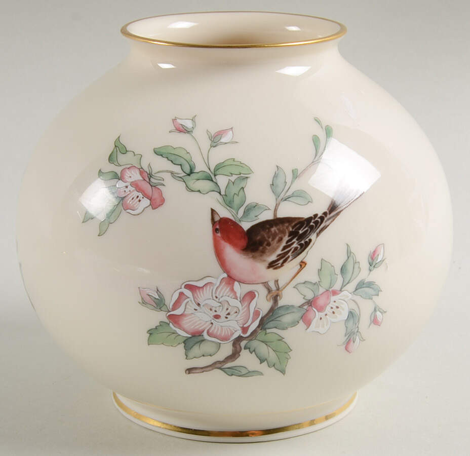 Serenade 4" Vase by Lenox-1