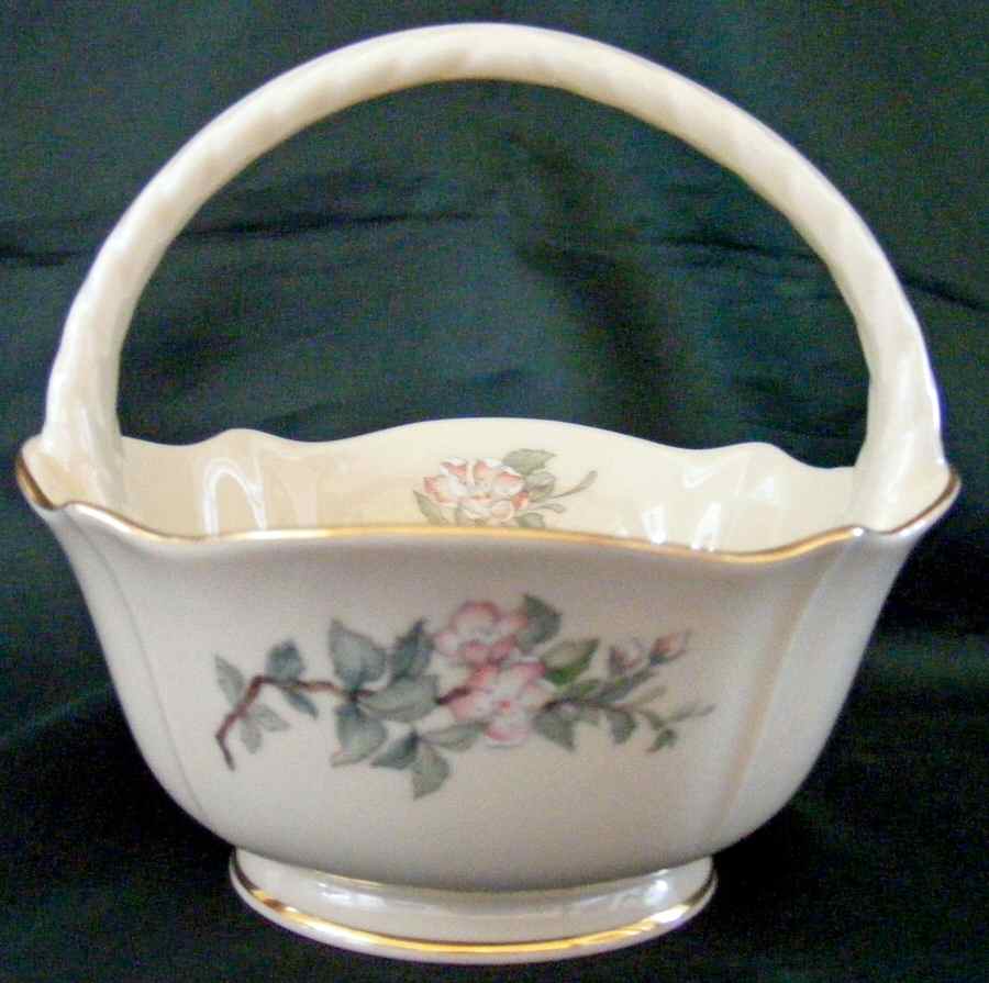 Serenade Small Basket by Lenox-1