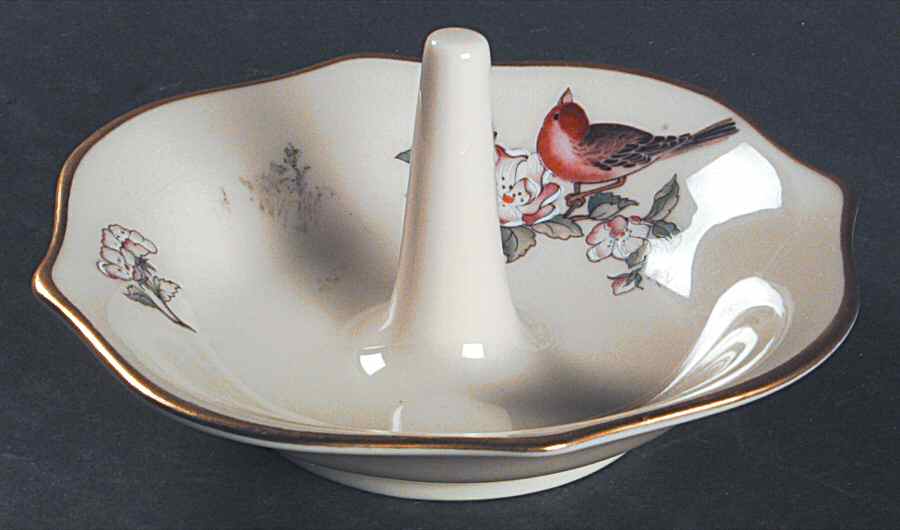Serenade Ring Holder by Lenox-1