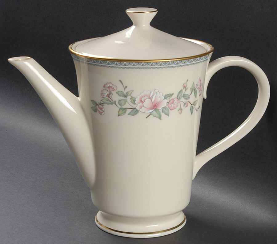 Serenade Tea/Coffee Pot & Lid by Lenox-1