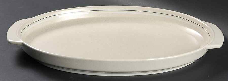 Silhouette Oval Roaster by Lenox-1