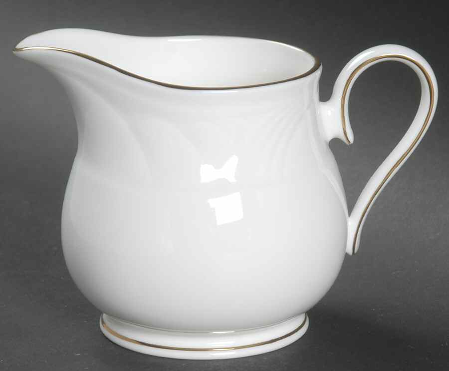 Snowdrift Gold Creamer by Lenox-1
