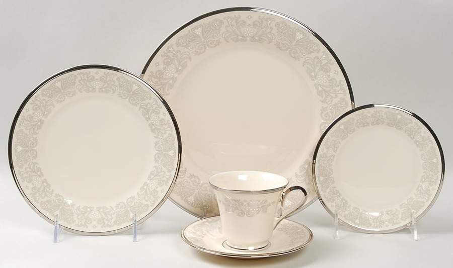 Snow Lily 40 Piece Set by Lenox-1