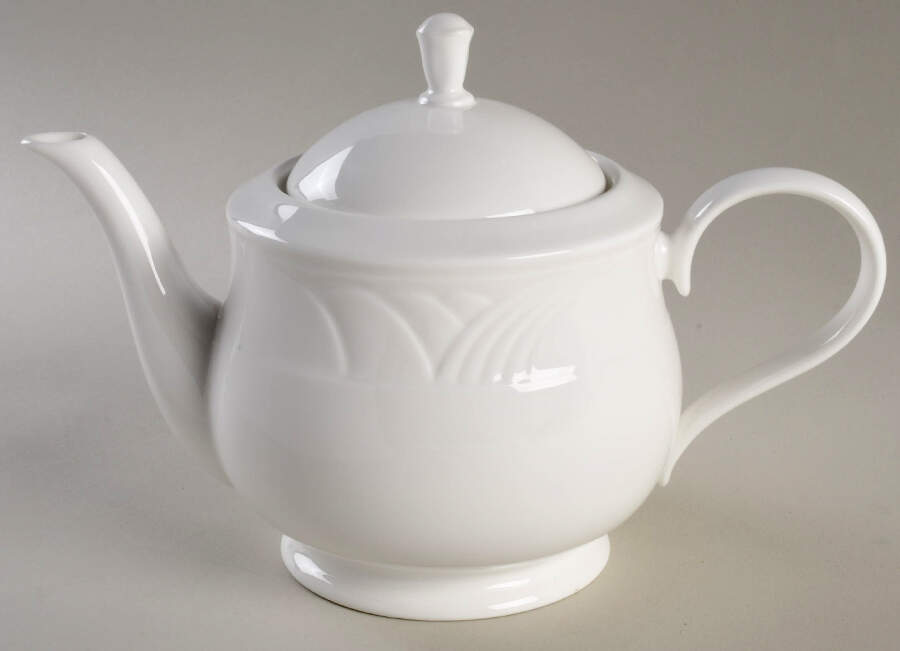 Snowdrift Teapot & Lid by Lenox-1