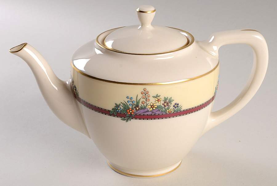 Southern Gardens Teapot & Lid by Lenox-1