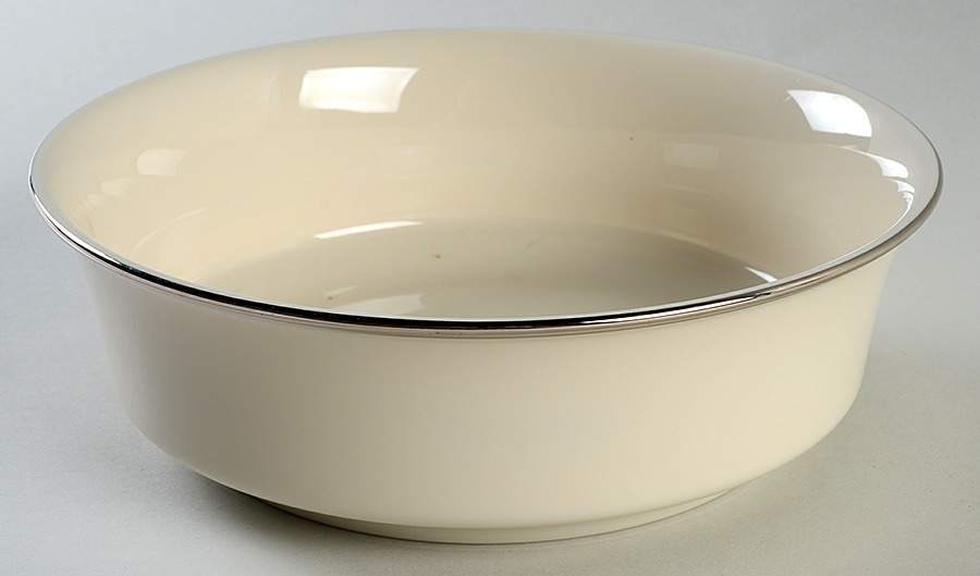 Solitaire 9" Round Vegetable Bowl by Lenox-1