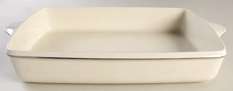 Solitaire 16" Rectangular Baker by Lenox-1